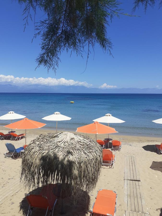 Coral Villas Kómboi Buitenkant foto