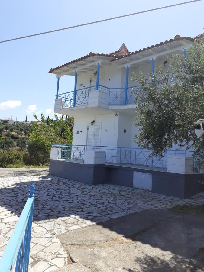Coral Villas Kómboi Buitenkant foto