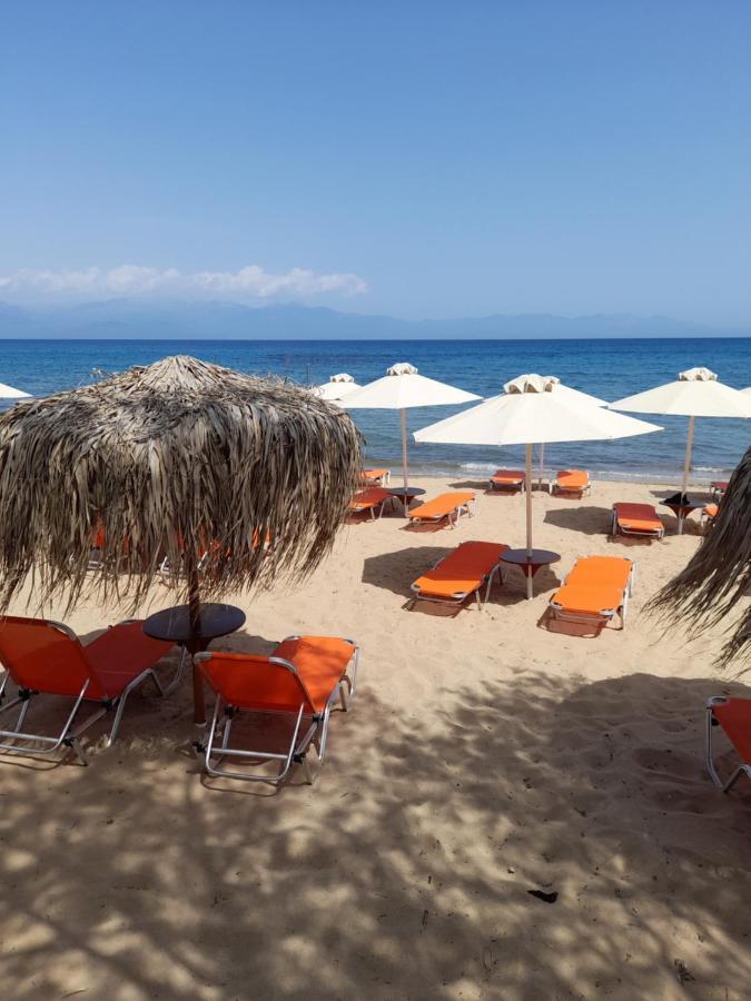 Coral Villas Kómboi Buitenkant foto
